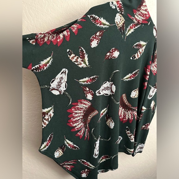 Levaca asymmetrical mock tunic size large but could fit xl new with tags - Picture 7 of 8